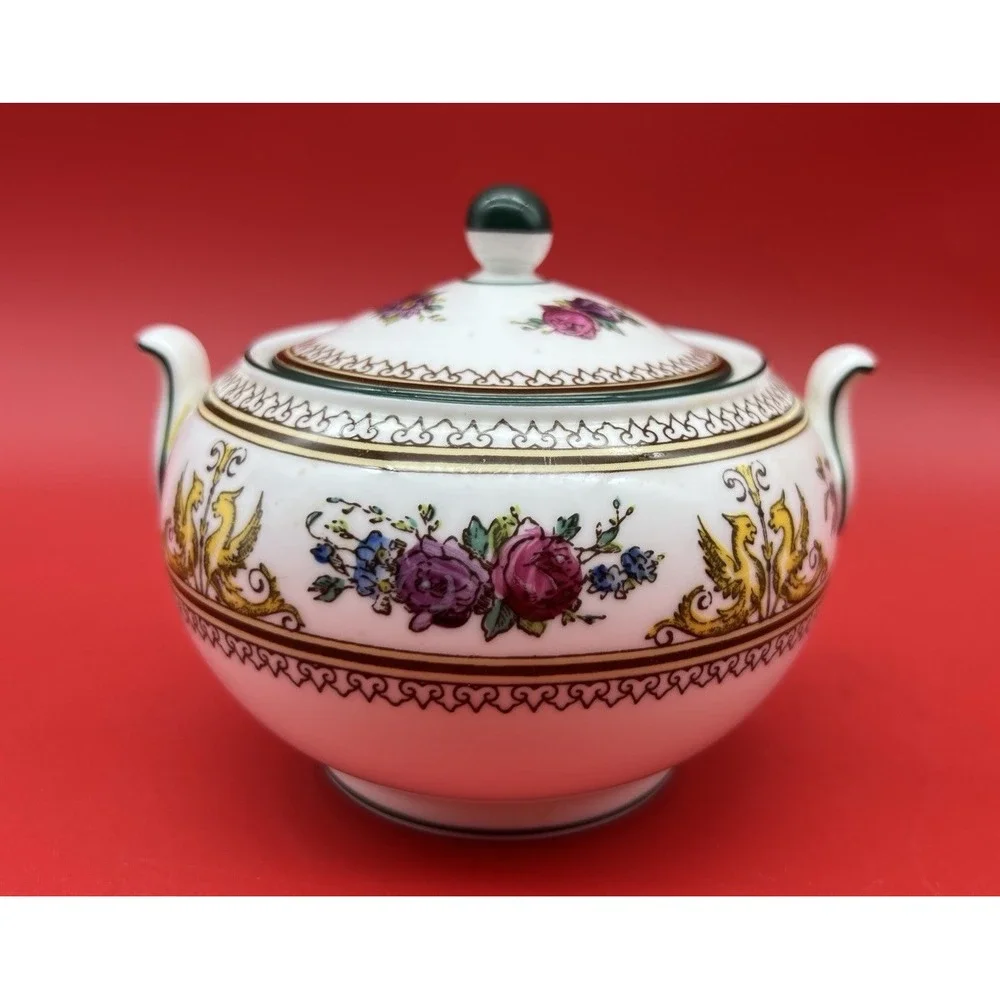 Wedgwood Columbia White Green Trim: Sugar Bowl & Lid 3 3/4